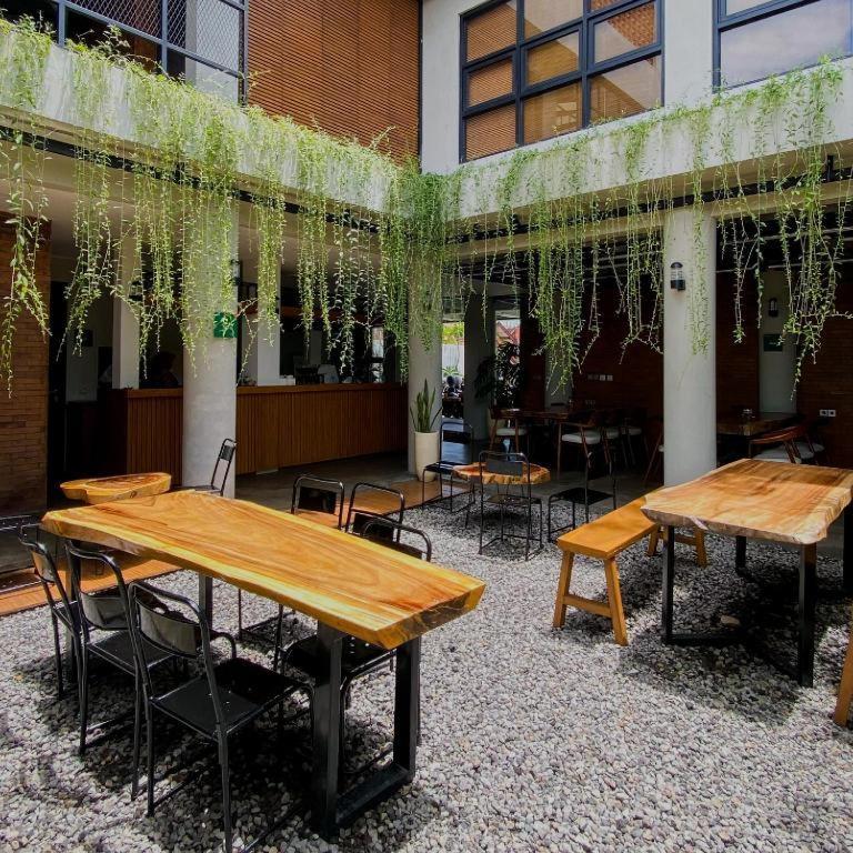 Hotel Smedi Coliving Yogyakarta Exterior foto